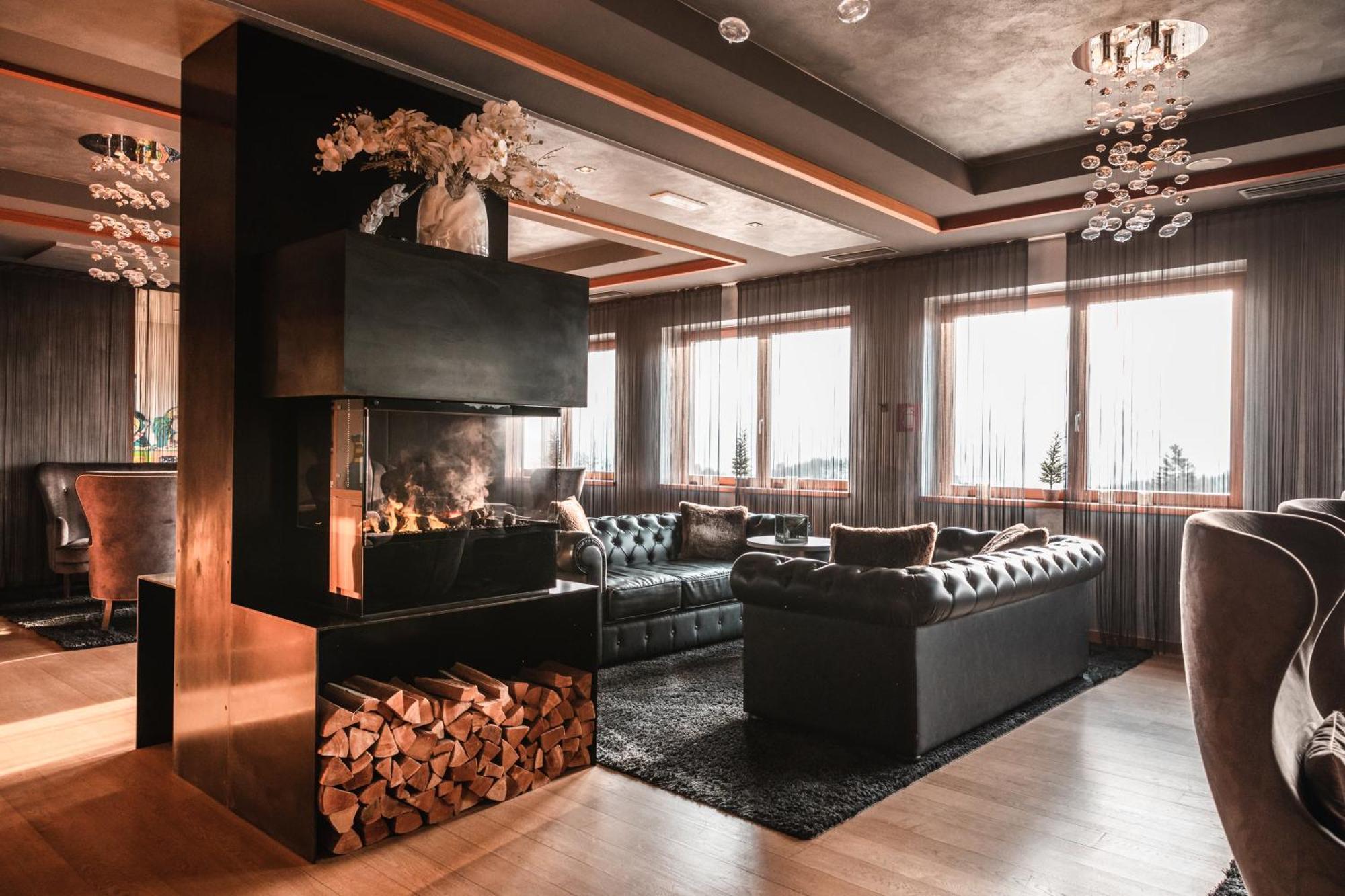 Solea Dolomiti Boutique Hotel Fai della Paganella Luaran gambar
